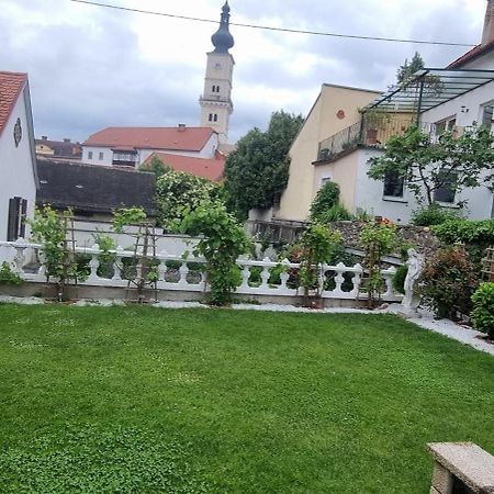 Innenstadtgarten-Wohnung Wolfsberg Exterior photo